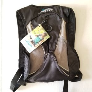 Aduro Sport Hydration Backpack Black Gray